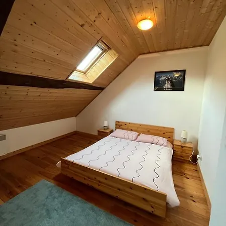 The Stable House Bourg D'oisans -bike/hike/ski Holiday home *
